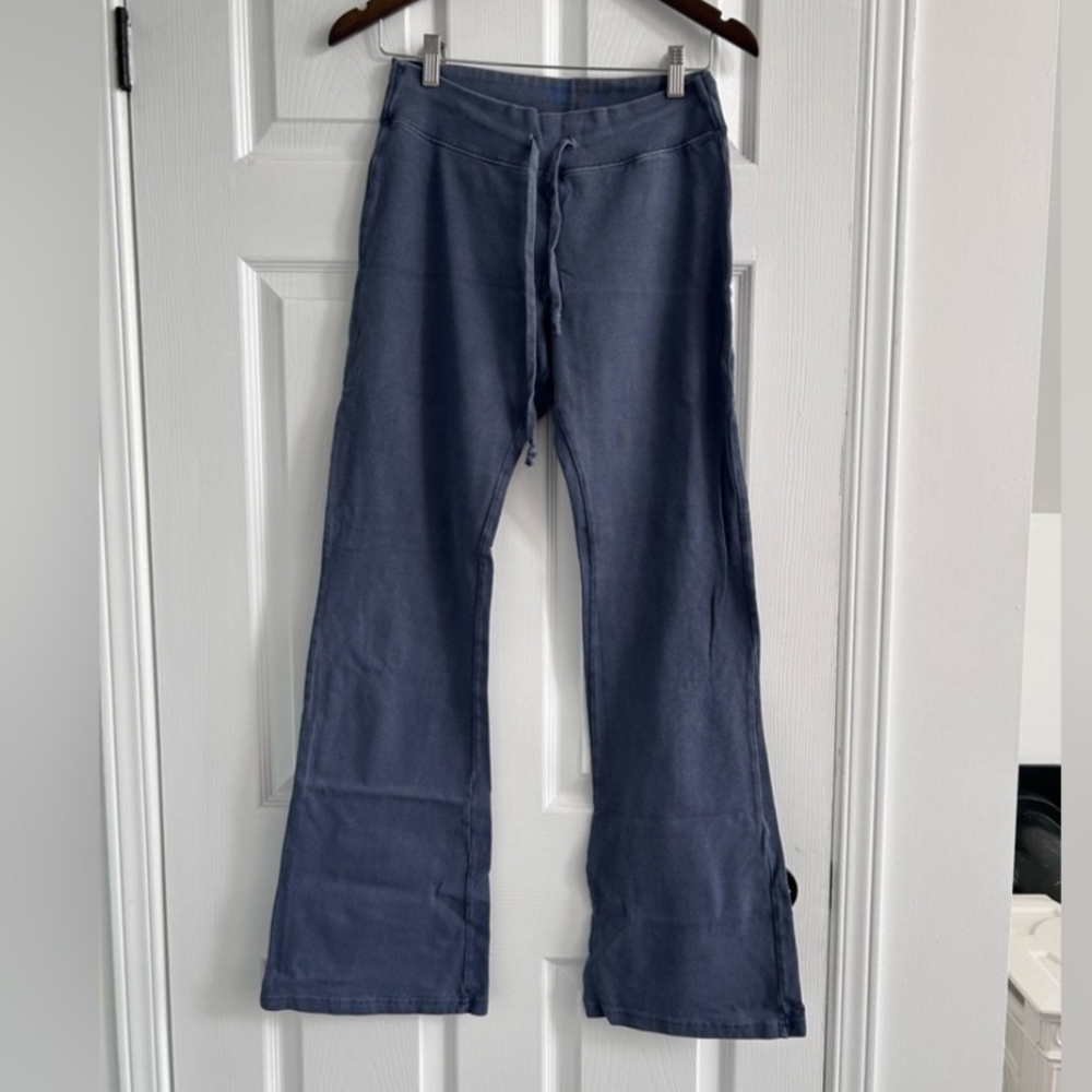 Brandy Melville - Faded Navy Hilary Yoga Pants